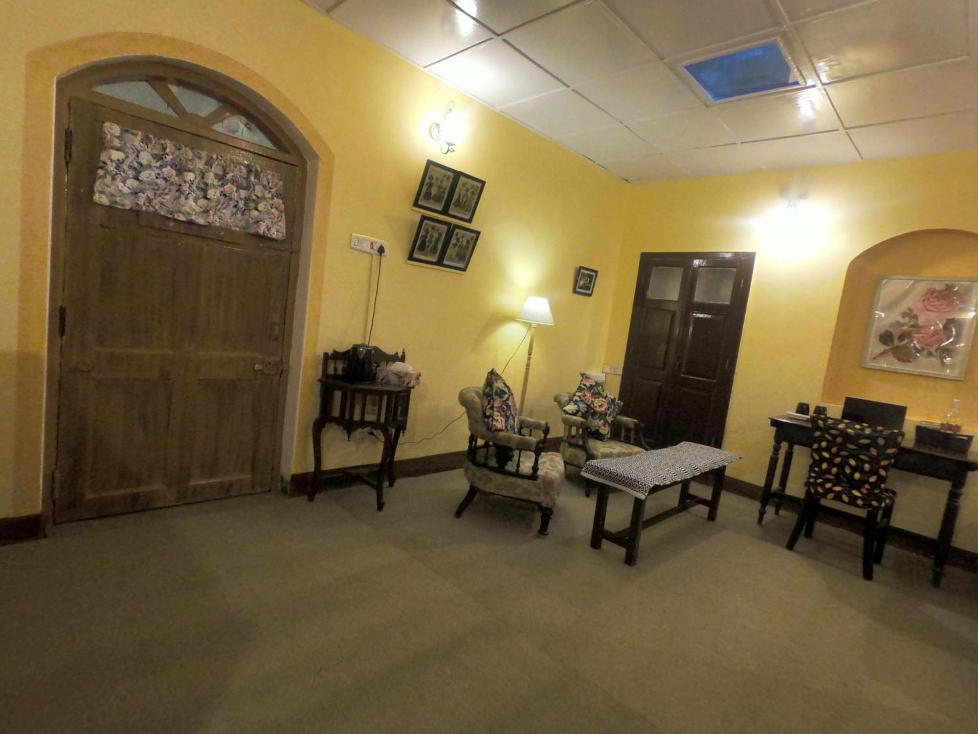 La Address Retreat - The Heritage Homestay Утакаманд Экстерьер фото